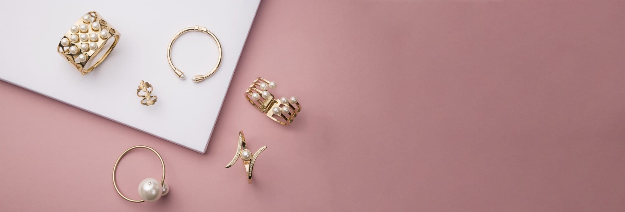 jewelry-slide-bg-2.jpg